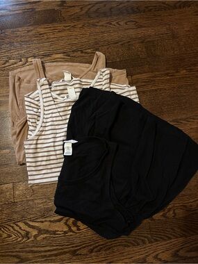 H&M Maternity Tanks size M